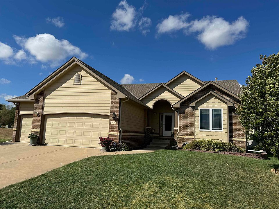 1st image of 2135 N Prairie View Ct