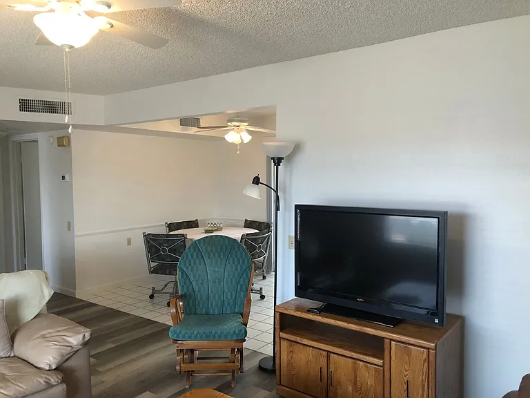 768 Leisure World — Photo 15
