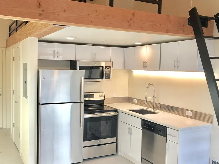 611 E Howell St #ARBOL LOFTS — Photo 14