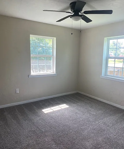 1602 NW 48th St — Photo 16