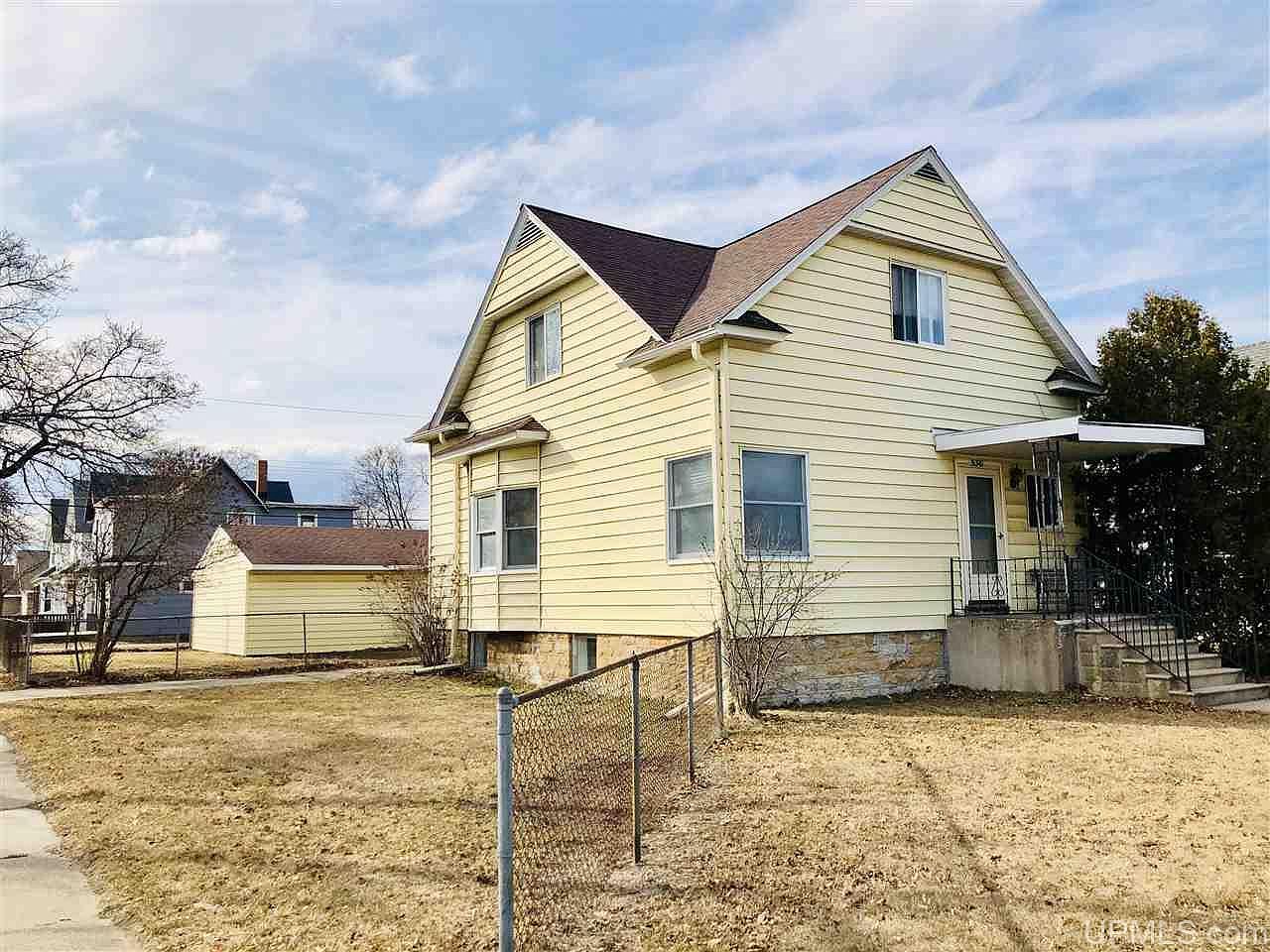 530 S 16th St Escanaba Mi 49829 Mls 1125725 Zillow