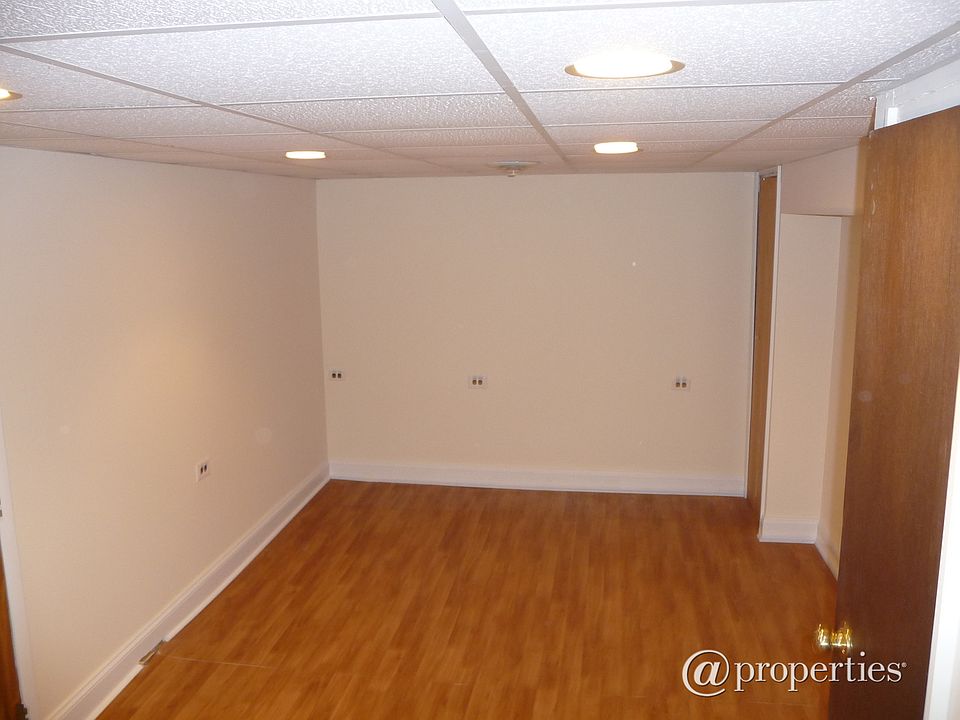 1st image of 1719 Broadway St