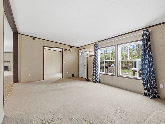 5th image of 2133 N Orwell Rd