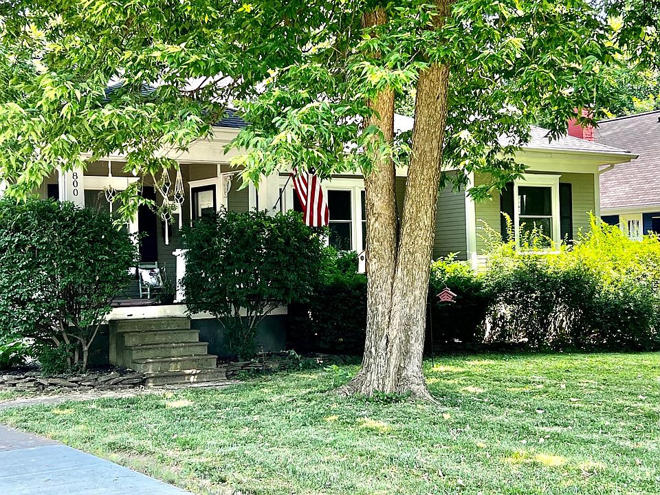 Street view w front porch