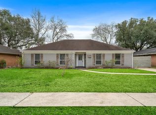 5727 Cerritos Dr, Houston, TX 77035