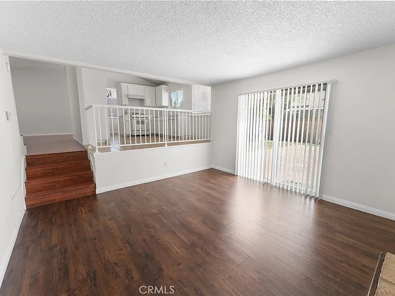 1232 Kings Rd — Photo 14