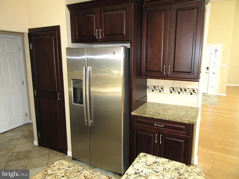 20 Doolin Bay Dr — Photo 3
