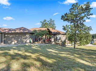 106 Buck Deer Ln, Camdenton, MO 65020