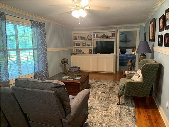 4th image of 639 Booner Miller Rd