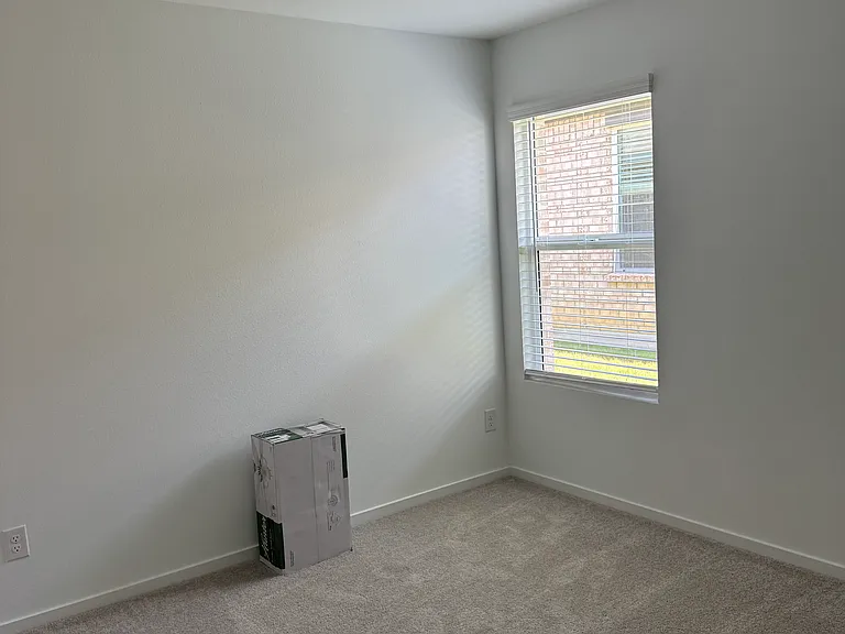 2540 Guineas Ln — Photo 6
