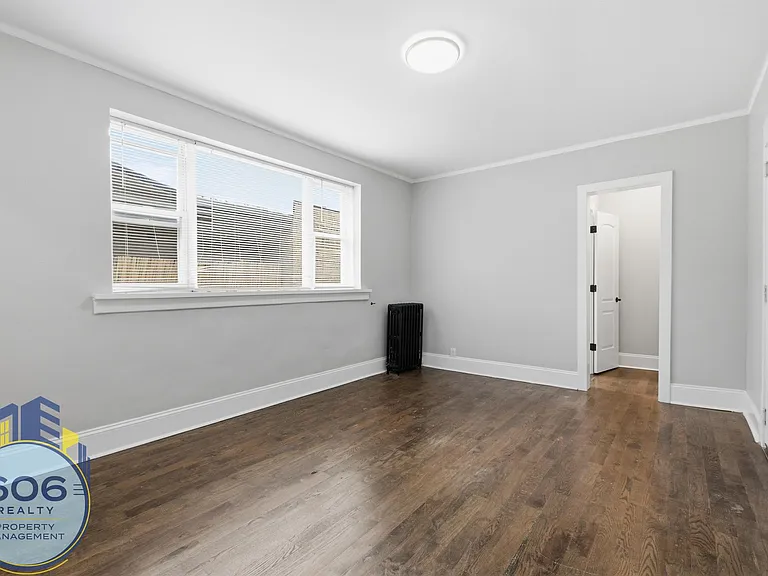 Ashland Pointe Apartments — Photo 8