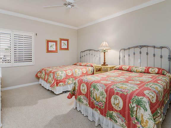 5th image of 907 Panama Ct Unit 203