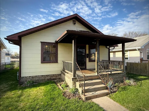813 W 5th St, Muncie, IN 47302