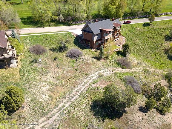 2nd image of 500 Greenway Dr