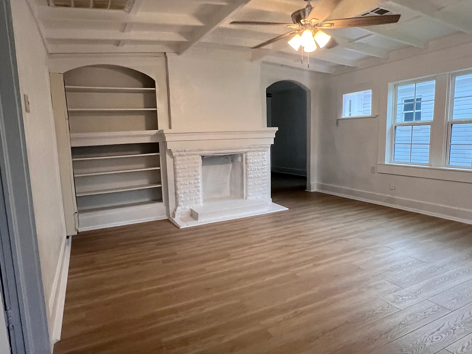 2 bed, 900 sqft, $1,095 — Photo 3