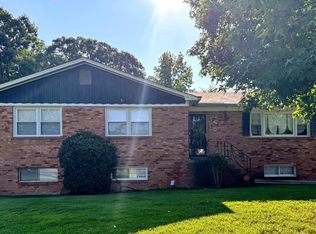 530 Round Table Dr, Fort Washington, MD 20744