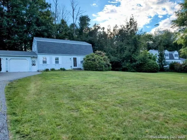 8 Oakdale Road, Plymouth, CT 06786