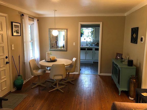 4th image of 29609 Sylvan Dr