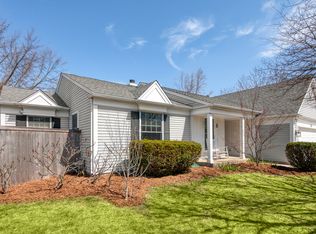 720 W Paddock Dr, Wheeling, IL 60090