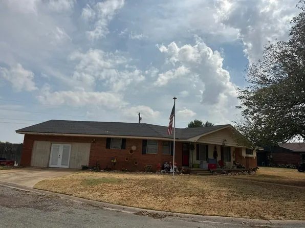 518 Ruth Dr, Carnegie, OK 73015