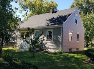 522 Hyde Park Ave, Bellwood, IL