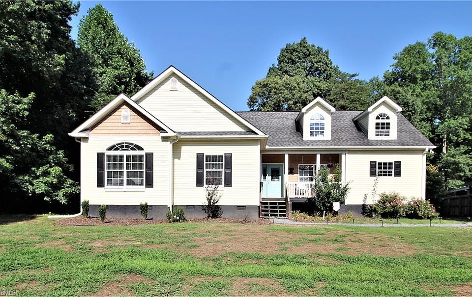1st image of 151 Radford Ln