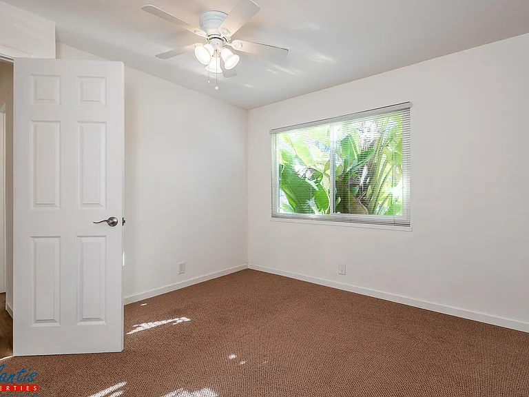 365 W Weddell Dr #A — Photo 5