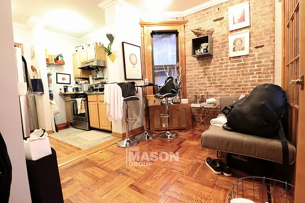 Rented by Mason Group LLC | media 8