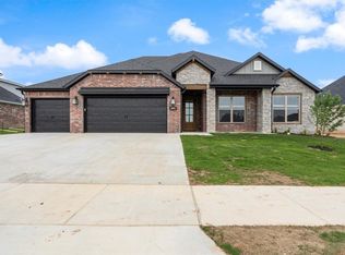 2005 Crandall Rd, Pea Ridge, AR 72751