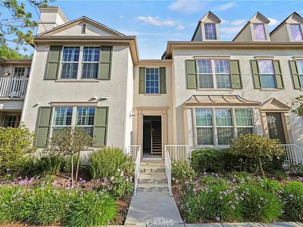 27030 Victoria Ln Unit 79, Santa Clarita, CA 91355