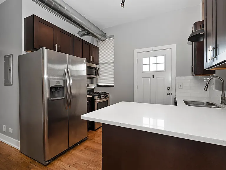 2754 W Cermak Ave. — Photo 4