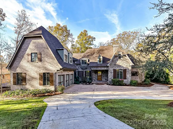6040 Oxfordshire Rd, Waxhaw, NC 28173