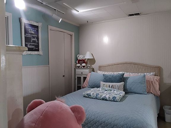 5th image of 261 Moonshine Rd