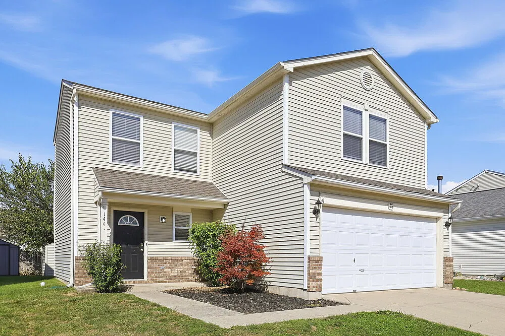 3 bed, 2.5 bath, 1323 sqft, $1,765 — Photo 4