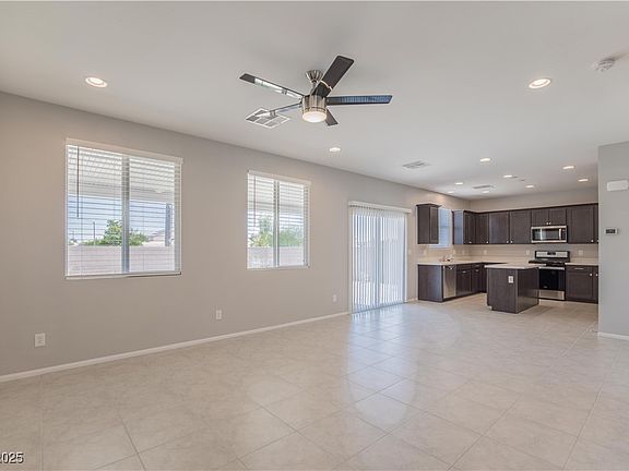 5th image of 5634 Water Garden St