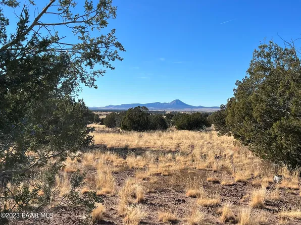 Nw4 215 Couchman, Ash Fork, AZ 86320