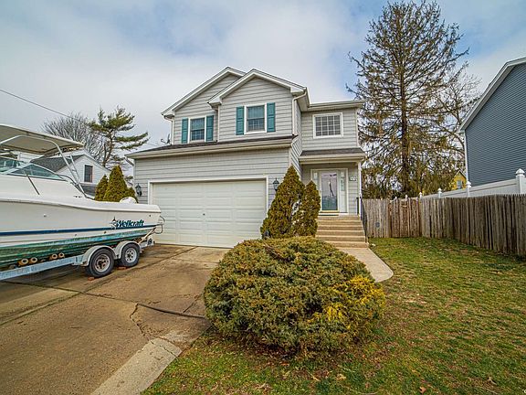 3rd image of 47 Stone Ave