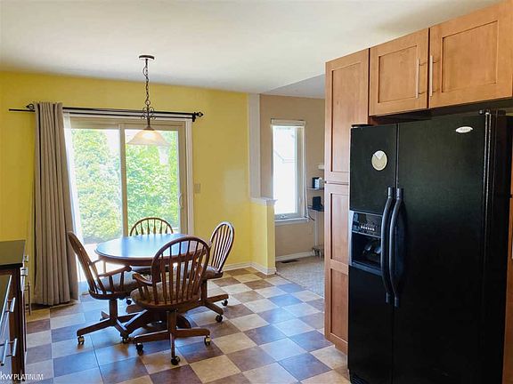 4th image of 27187 Sparrow Ct