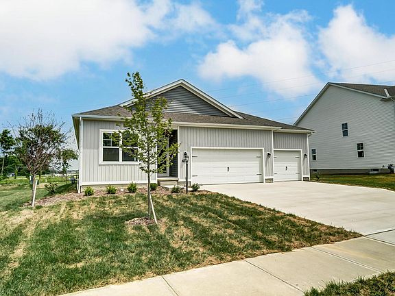 2nd image of 516 Brayshaw Dr