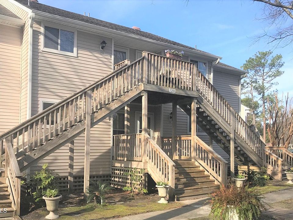 1st image of 5206c Largo Court