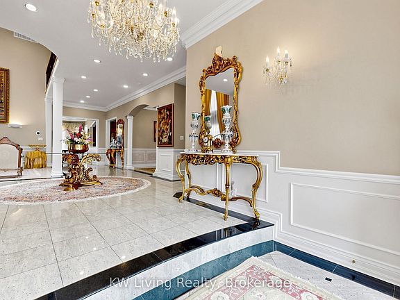 4th image of 16 Montressor Ct