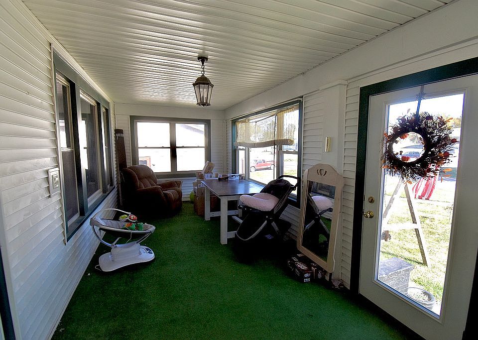 112 N 1st St, Newman Grove, NE 68758 Zillow