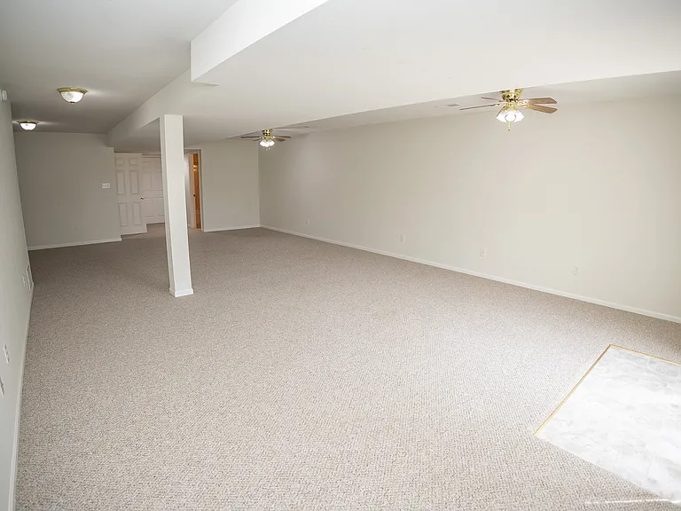 3725 Oxford Rd — Photo 29