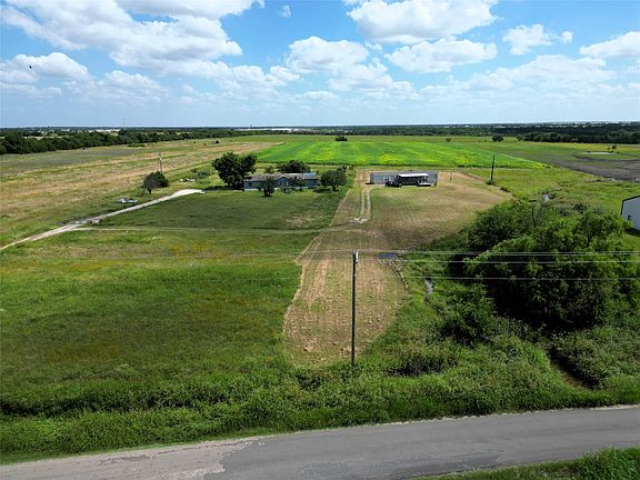 4th image of 2852 County Road 2134