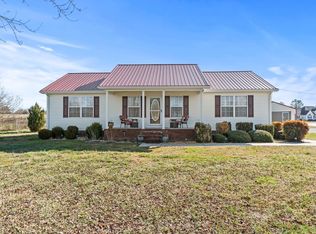 35 Rileys Bend Rd, Lynchburg, TN 37352