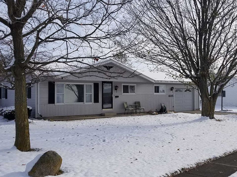 1st image of 605 Blaine Pike