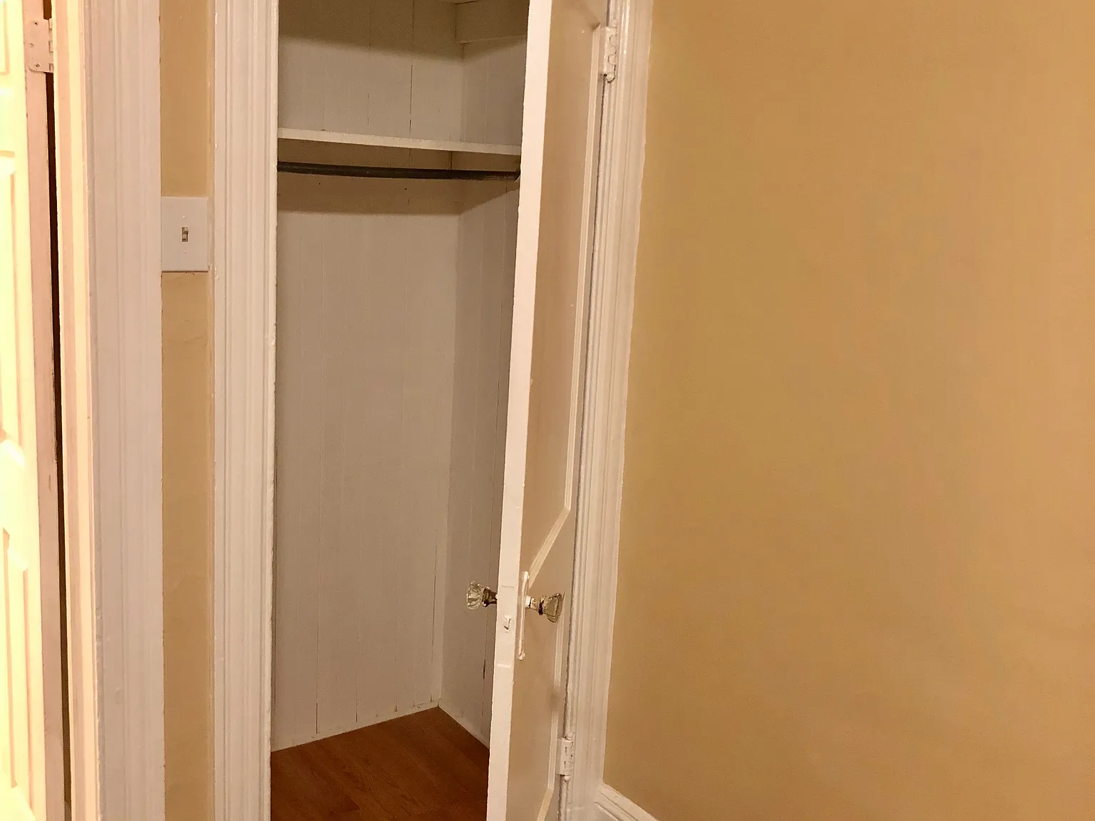 79 Logan Ave — Photo 3