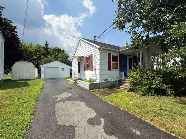 119 Beach St, Massena, NY 13662