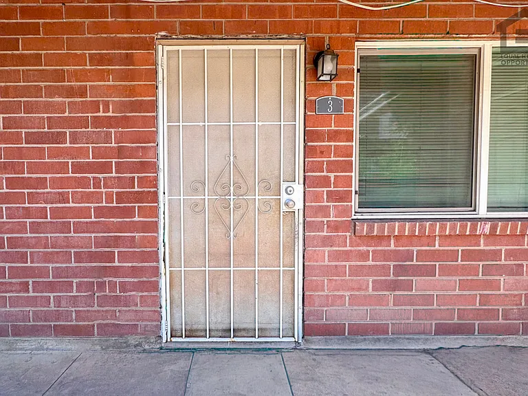 1640 E Brill St — Photo 33