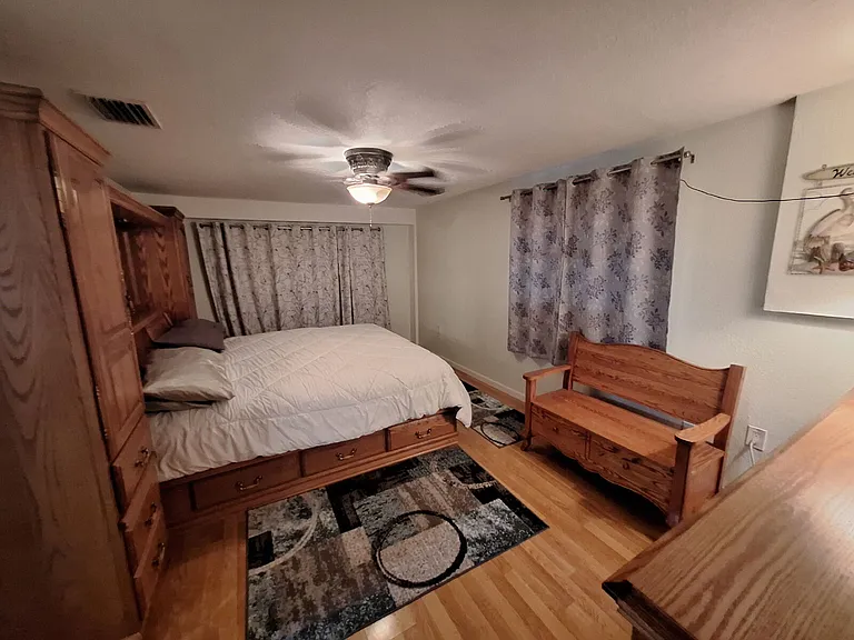 4050 Yucatan Cir — Photo 11